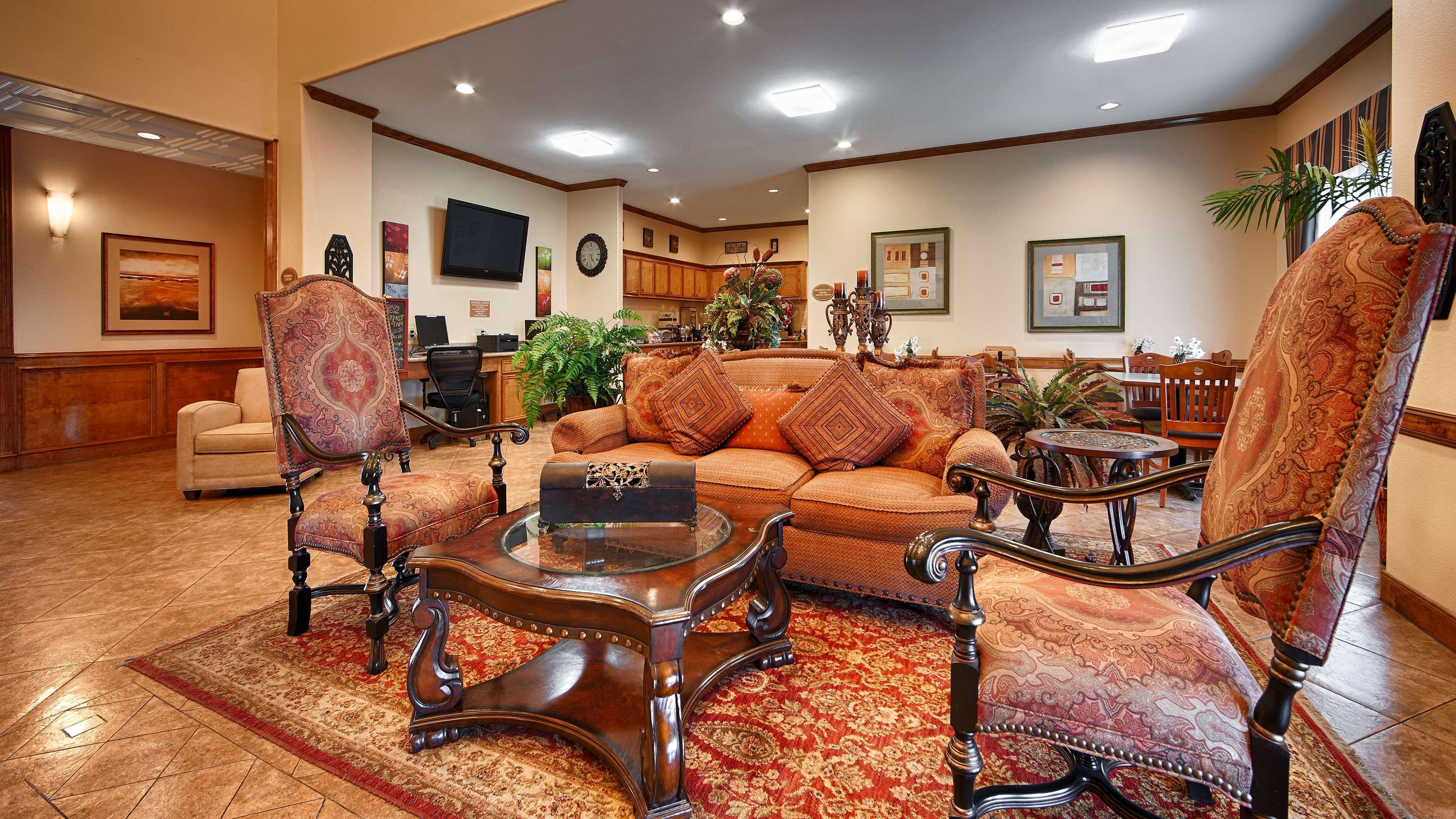 Best Western Plus Schulenburg Inn & Suites ภายนอก รูปภาพ
