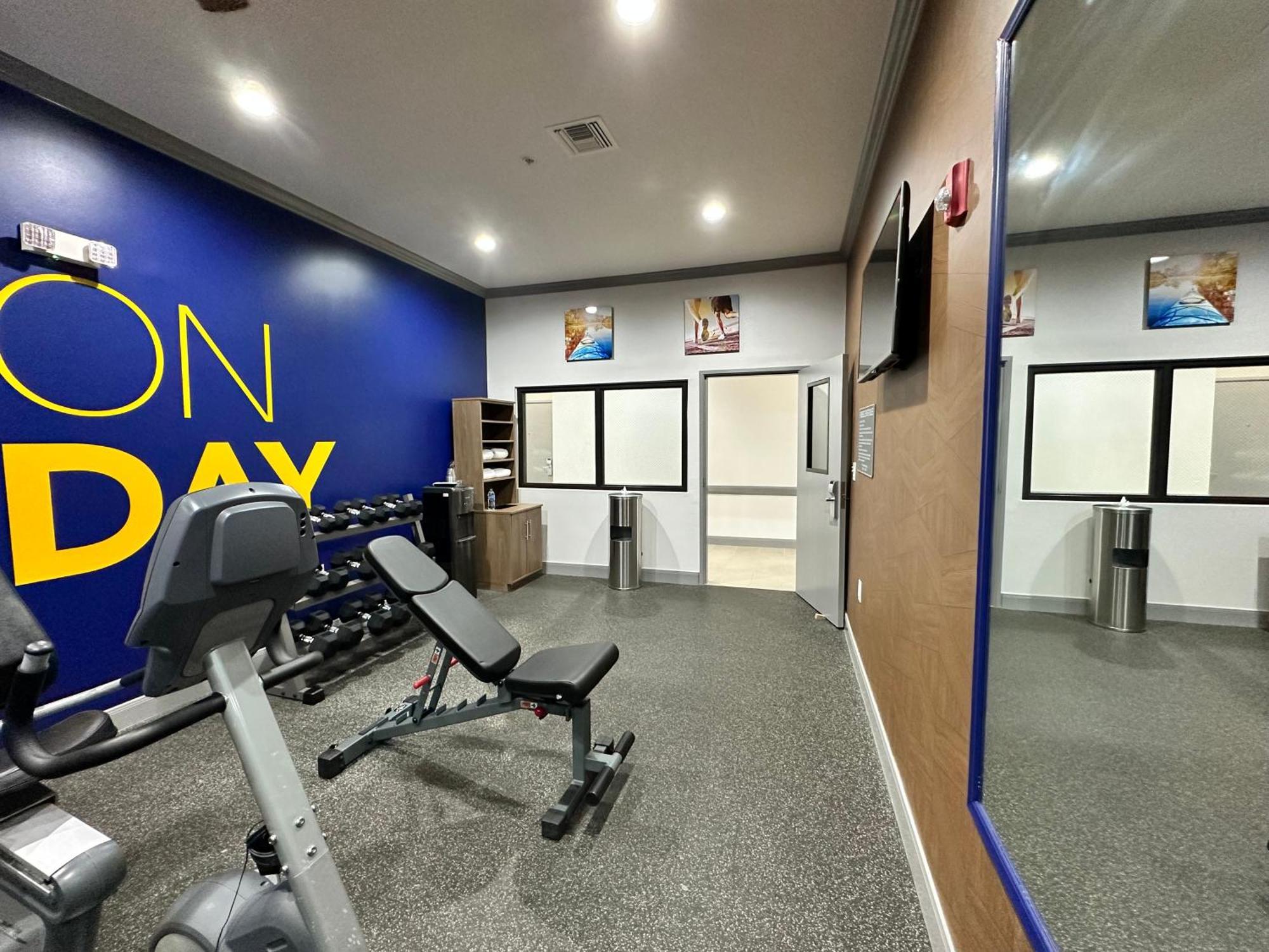 Best Western Plus Schulenburg Inn & Suites ภายนอก รูปภาพ
